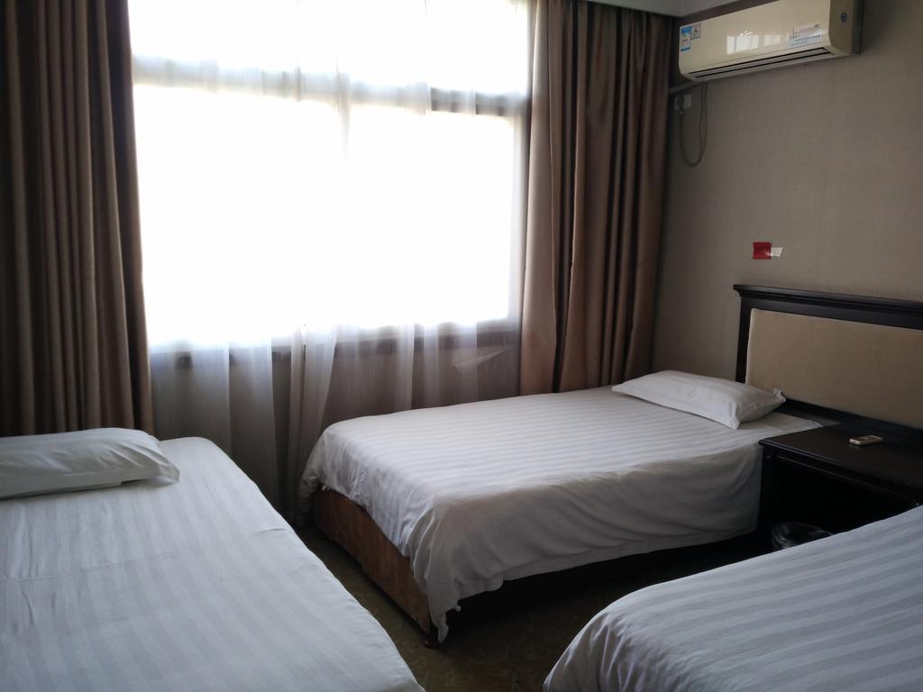 Wudang International Youth Hostel Danjiangkou Экстерьер фото